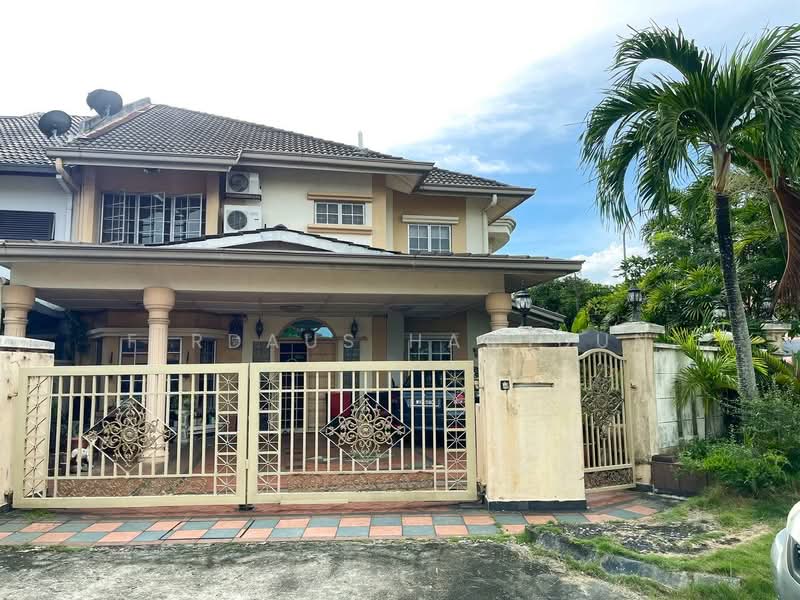 2-storey Terraced House for Sale in Seksyen 9 (Shah Alam) - Firdaus Hamidun - PropertyGuru.com.my