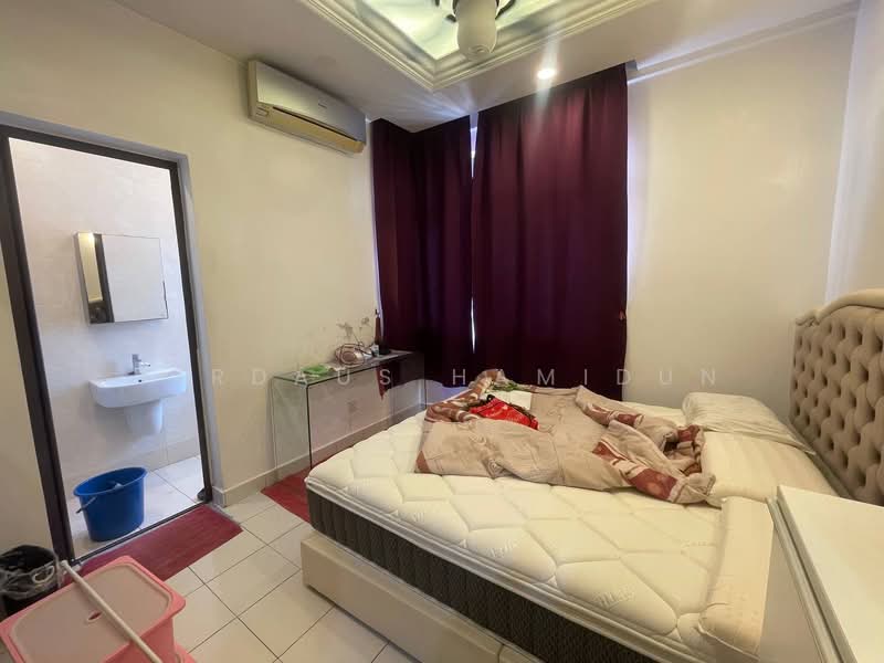 Rumah Bandar untuk Dijual di Batu 9 (Cheras) - Firdaus Hamidun - PropertyGuru.com.my