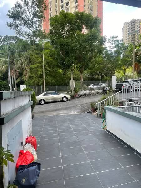 Rumah Bandar untuk Dijual di Batu 9 (Cheras) - Firdaus Hamidun - PropertyGuru.com.my
