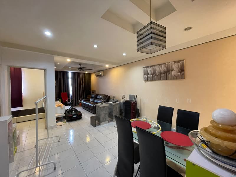 Townhouse for Sale in Batu 9 (Cheras) - Firdaus Hamidun - Living Room - PropertyGuru.com.my