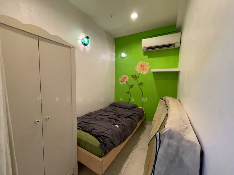 Townhouse for Sale in Batu 9 (Cheras) - Firdaus Hamidun - Bedroom - PropertyGuru.com.my