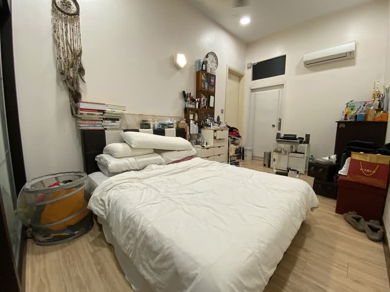 Semi-Detached House for Sale in Taman Bukit Serdang (Seri Kembangan) - Max Lee - PropertyGuru.com.my