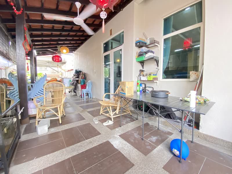 Semi-Detached House for Sale in Taman Bukit Serdang (Seri Kembangan) - Max Lee - PropertyGuru.com.my
