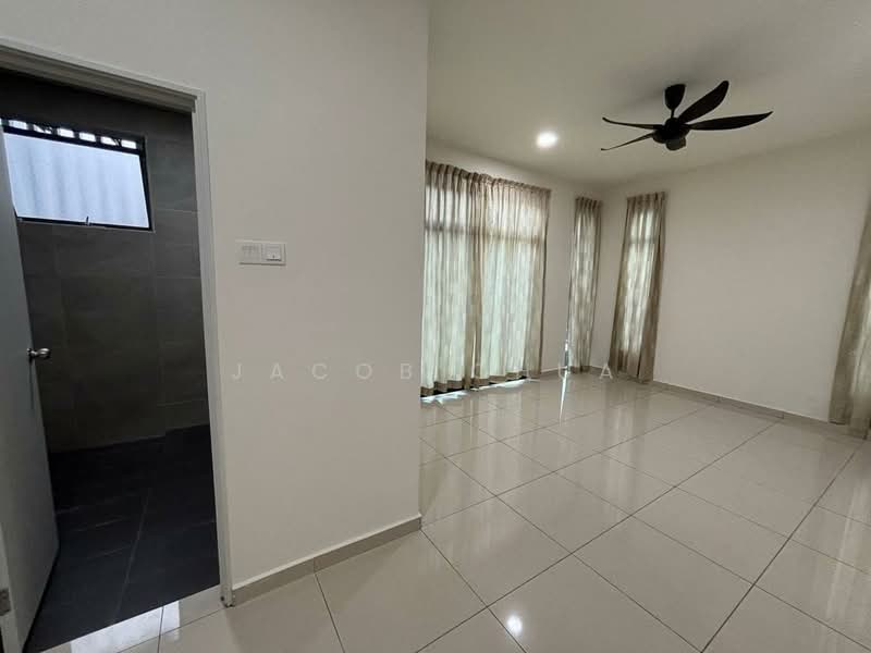 Rumah Teres 2 Tingkat untuk Disewa di Taman Sutera Utama (Skudai) - Jacob Chua - Interior - PropertyGuru.com.my
