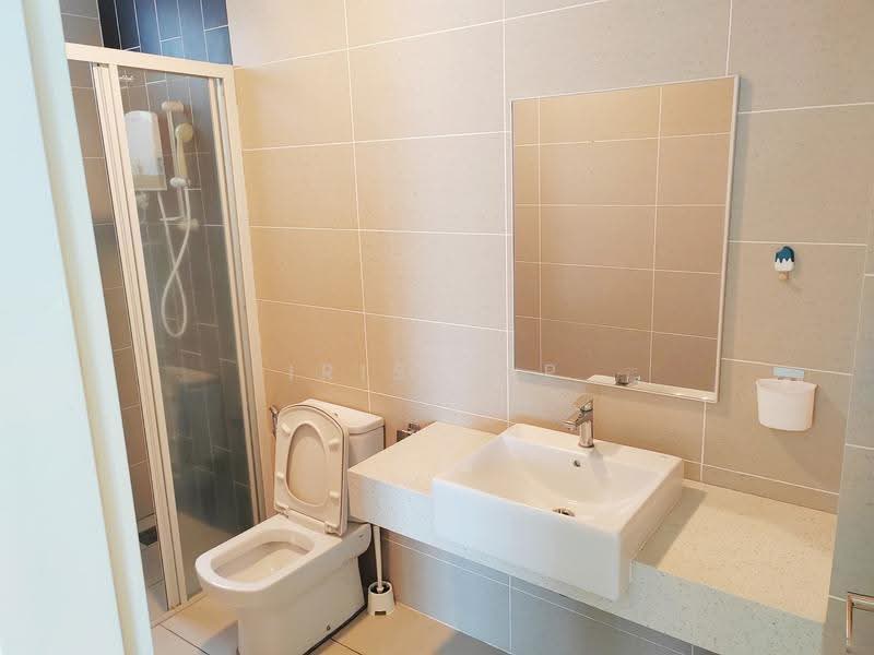 Kediaman Servis untuk Disewa di The Cruise Residence - Iris Yap - Bathroom - PropertyGuru.com.my
