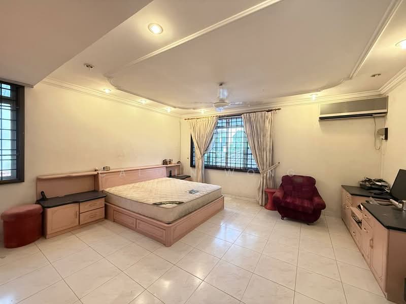 Semi-Detached House for Sale in Taman Pelangi (Johor Bahru) - Calvin Wong - Bedroom - PropertyGuru.com.my