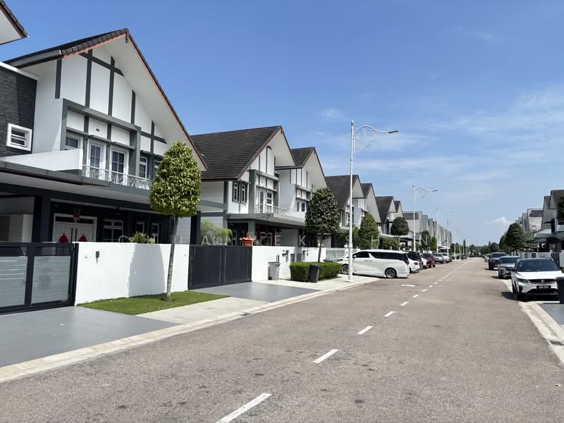 Semi-Detached House for Sale in Taman Ekoflora (Johor Bahru) - Chua Yek Shin - Exterior - PropertyGuru.com.my