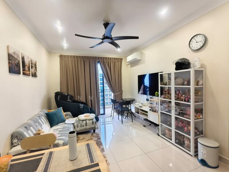 Servis Apartment untuk Dijual di Country Garden Central Park - Fennie Chua - Living Room - PropertyGuru.com.my