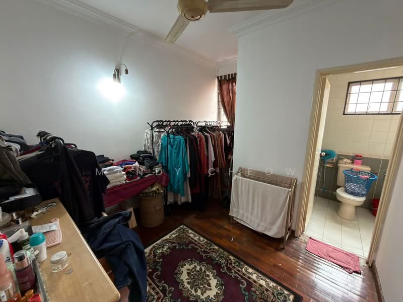 Rumah Teres untuk Dijual di Bukit Rahman Putra (Sungai Buloh) - Mandy Cheow - Bathroom - PropertyGuru.com.my