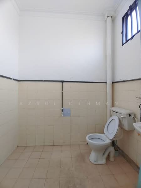 Rumah Teres 2 Tingkat untuk Dijual di Taman Seremban Jaya (Rantau) - Azrul Othman - Bathroom - PropertyGuru.com.my