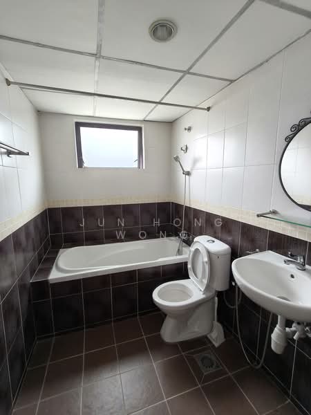 Condominium for Rent at Mont Kiara Palma - Jun Hong Wong - Bathroom - PropertyGuru.com.my