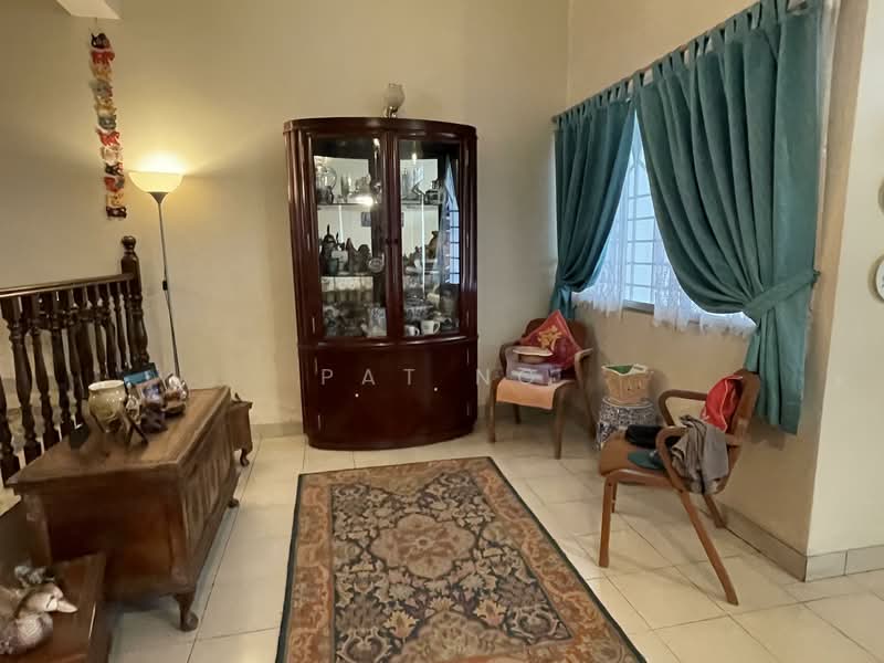 2-storey Terraced House for Sale in Taman Tun Dr Ismail (Kuala Lumpur) - Pat Ng - Living Room - PropertyGuru.com.my