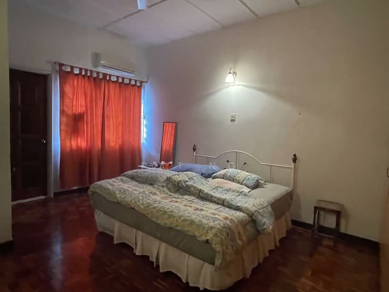 2-storey Terraced House for Sale in Taman Tun Dr Ismail (Kuala Lumpur) - Pat Ng - Bedroom - PropertyGuru.com.my