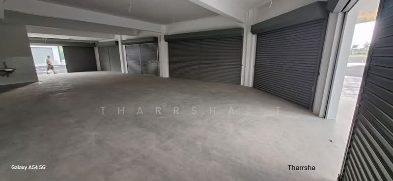 Kedai untuk Disewa di Semenyih (Selangor) - Tharrsha. T - Interior - PropertyGuru.com.my
