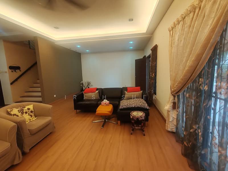 Terraced House for Sale in Kota Kemuning (Shah Alam) - Irish Shek - Living Room - PropertyGuru.com.my
