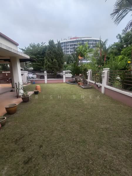 Terraced House for Sale in Kota Kemuning (Shah Alam) - Irish Shek - Exterior - PropertyGuru.com.my