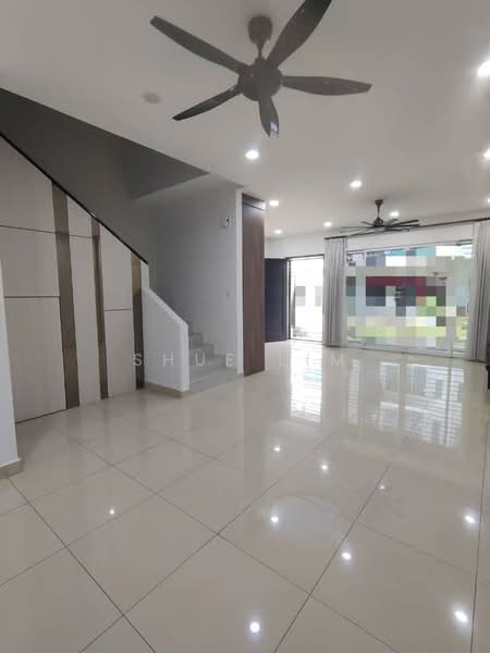 Rumah Teres untuk Dijual di Sungai Puyu (Butterworth) - Shue Lim - Living Room - PropertyGuru.com.my