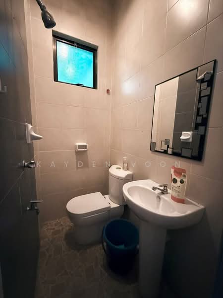 Rumah Teres untuk Dijual di Taman Laguna (Johor Bahru) - Kayden Voon - Bathroom - PropertyGuru.com.my