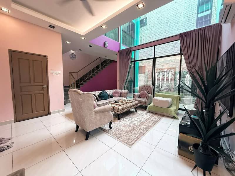 Rumah Teres untuk Dijual di Taman Laguna (Johor Bahru) - Kayden Voon - Living Room - PropertyGuru.com.my