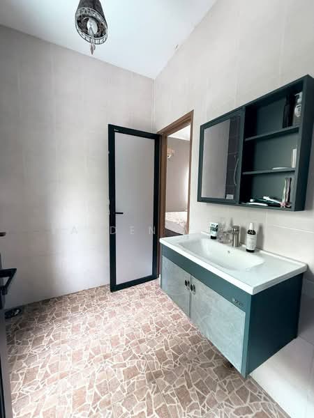 Rumah Teres untuk Dijual di Taman Laguna (Johor Bahru) - Kayden Voon - Bathroom - PropertyGuru.com.my