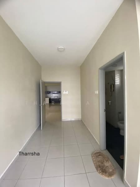 Kondominium untuk Disewa di Ivory Residence - Tharrsha. T - Corridor - PropertyGuru.com.my