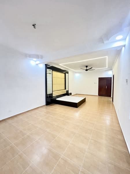 Semi-Detached House for Sale in Taman Serene (Johor Bahru) - Yik Tat - PropertyGuru.com.my