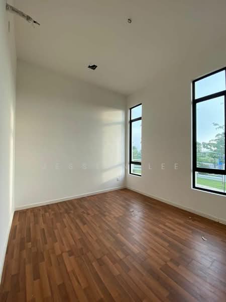Rumah Berkembar untuk Dijual di Eco Majestic (Semenyih) - Jesslyn Lee - PropertyGuru.com.my