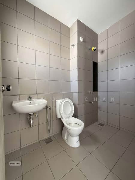 2-storey Terraced House for Sale in Bandar Bukit Raja (Klang) - Desmond Chan - Bathroom - PropertyGuru.com.my