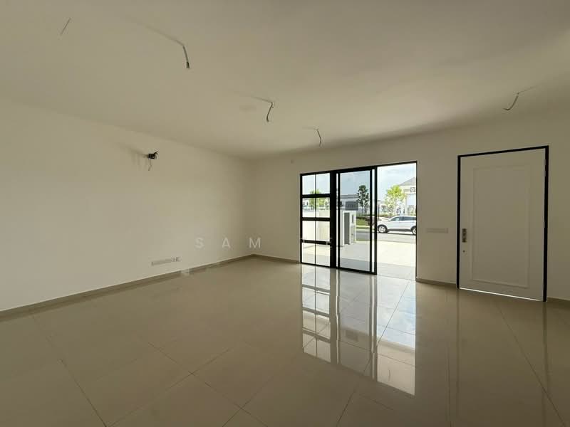 Cluster House for Sale in Eco Botanic (Iskandar Puteri (Nusajaya)) - Sam Tee - Living Room - PropertyGuru.com.my