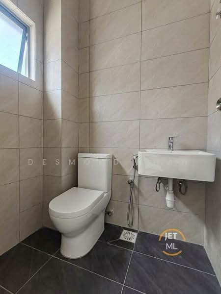 2-storey Terraced House for Sale in Shah Alam (Selangor) - Desmond Chan - Bathroom - PropertyGuru.com.my