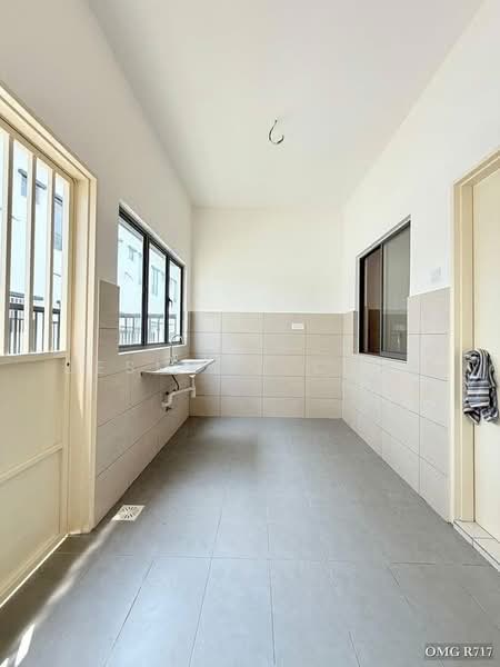 2-storey Terraced House for Sale in Shah Alam (Selangor) - Desmond Chan - Kitchen - PropertyGuru.com.my