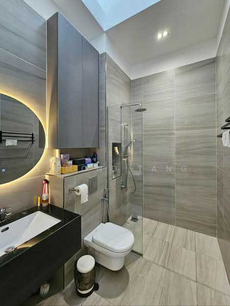 Rumah Kluster untuk Dijual di Taman Ekoflora (Johor Bahru) - Edmond Tang - Bathroom - PropertyGuru.com.my