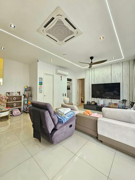 Rumah Kluster untuk Dijual di Taman Ekoflora (Johor Bahru) - Edmond Tang - Living Room - PropertyGuru.com.my