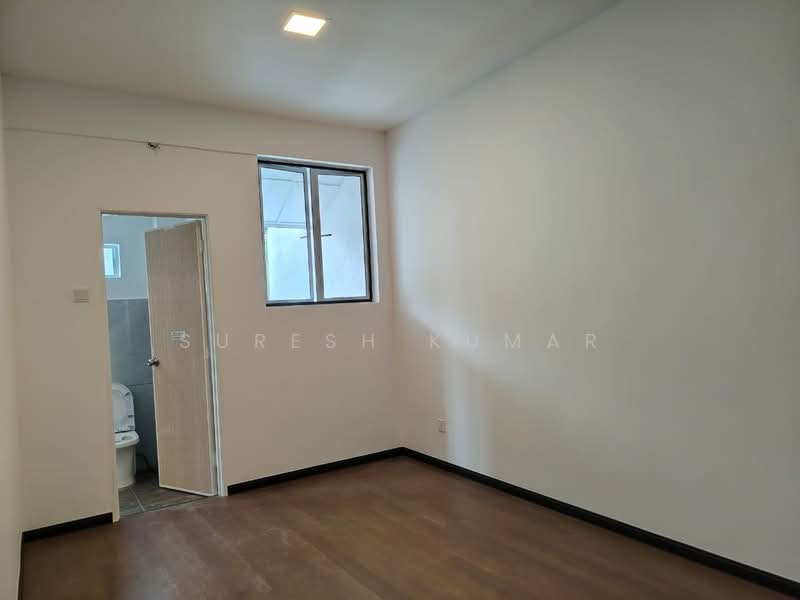 Terraced House for Sale in Bandar Mahkota Cheras (Cheras) - Suresh Kumar - Bathroom - PropertyGuru.com.my