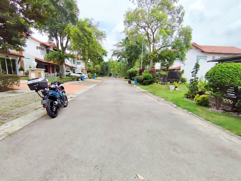 Rumah Berkembar untuk Dijual di Setia Eco Park (Setia Alam) - Tony YY - Exterior - PropertyGuru.com.my