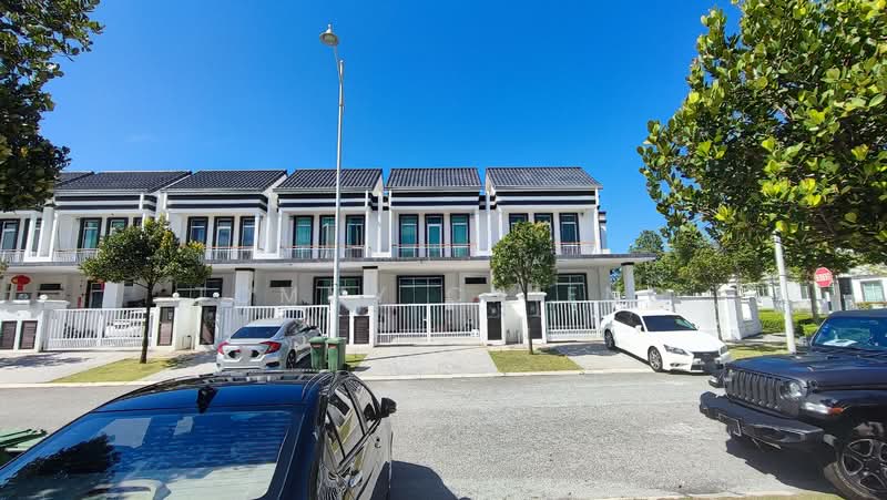 Rumah Teres 2 Tingkat untuk Disewa di Eco Majestic (Semenyih) - TOMMY CHIENG - Exterior - PropertyGuru.com.my
