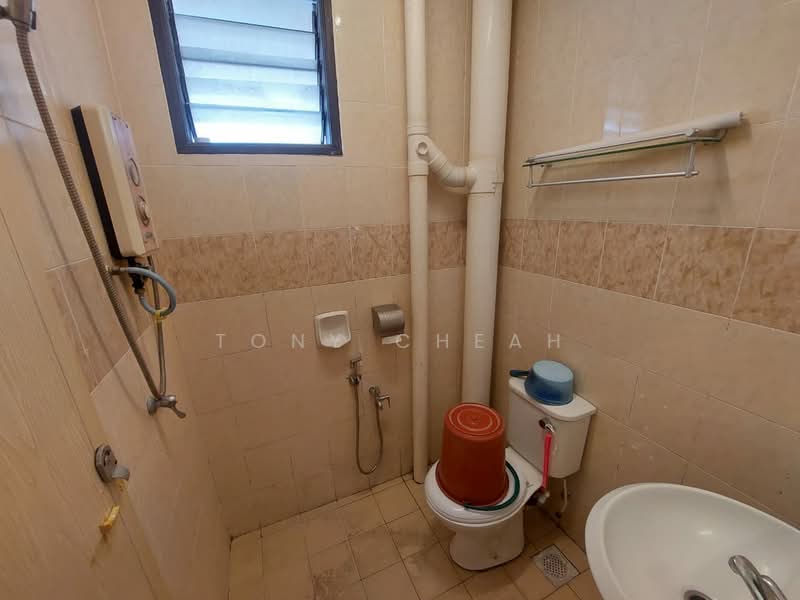 Condominium for Sale at Serina Bay - Tony Cheah - Bathroom - PropertyGuru.com.my