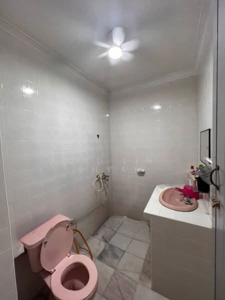 2-storey Terraced House for Sale in Taman Sri Putri (Skudai) - Ong Lih Shyan - Bathroom - PropertyGuru.com.my