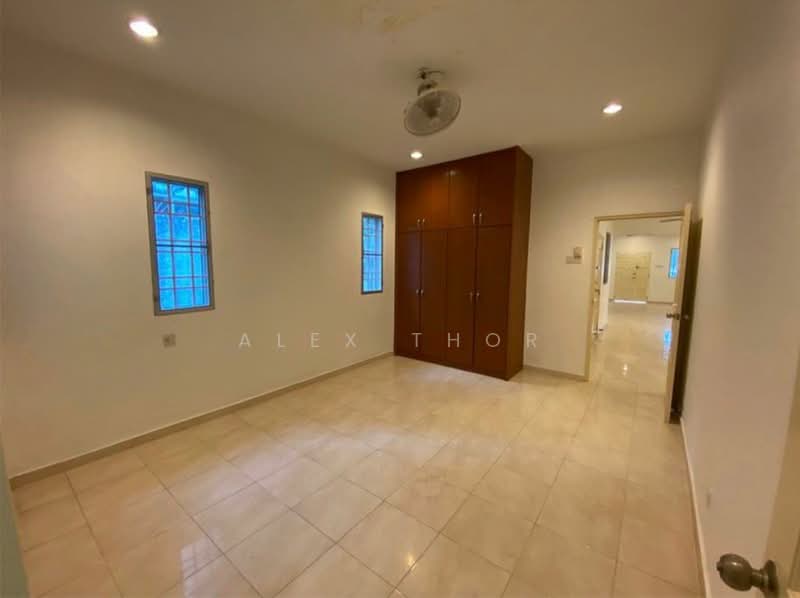Bungalow for Rent in Tanjung Tokong (Penang) - Alex Thor - Bedroom - PropertyGuru.com.my