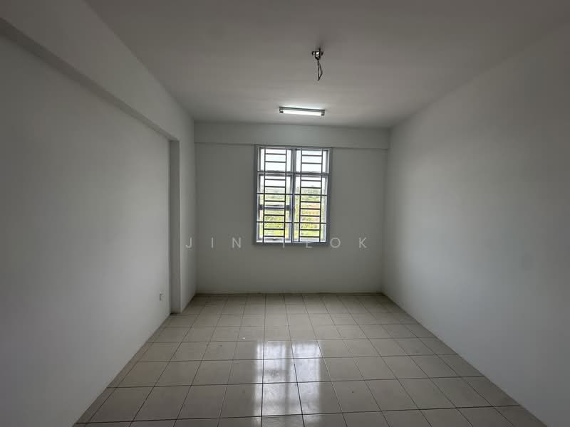 Flat for Rent at PANGSAPURI 1 SCIENTEX UTAMA - Jin Teok - PropertyGuru.com.my