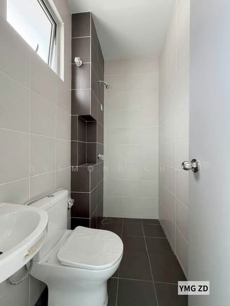 2-storey Terraced House for Sale in Klang (Selangor) - Desmond Chan - Bathroom - PropertyGuru.com.my