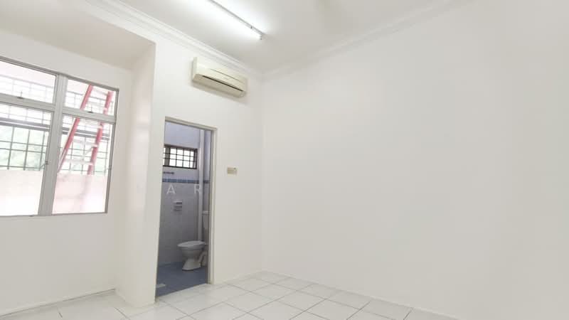 1-storey Terraced House for Sale in Taman Jayamas (Seremban) - Marcus Yeow - PropertyGuru.com.my