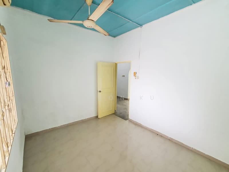 Rumah Teres 1 Tingkat untuk Disewa di Taman Mutiara (Ulu Tiram) - Wilson Ku - PropertyGuru.com.my