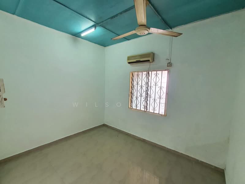 Rumah Teres 1 Tingkat untuk Disewa di Taman Mutiara (Ulu Tiram) - Wilson Ku - PropertyGuru.com.my
