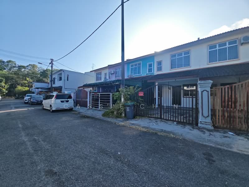 2-storey Terraced House for Rent in Taman Puteri Wangsa (Ulu Tiram) - Cassie Chin - Exterior - PropertyGuru.com.my