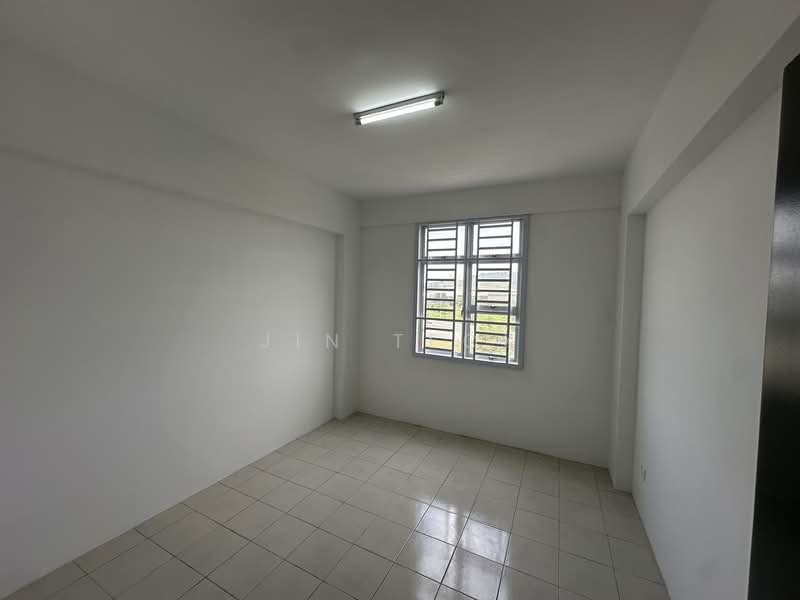 Flat for Rent at PANGSAPURI 1 SCIENTEX UTAMA - Jin Teok - PropertyGuru.com.my