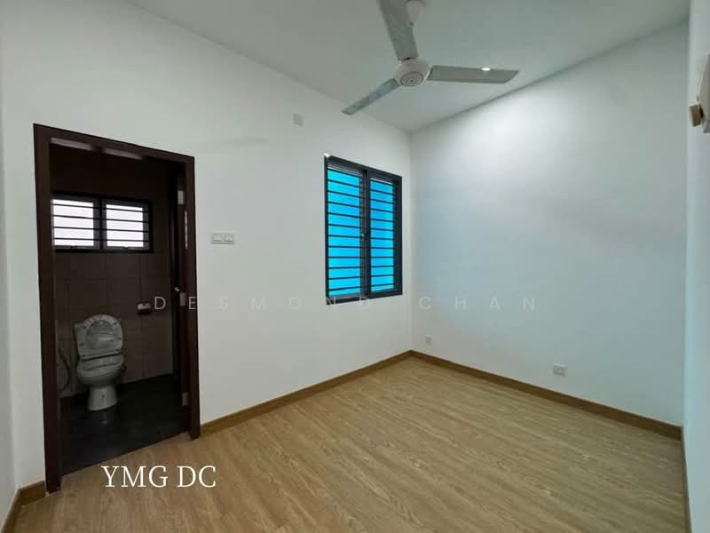 2-storey Terraced House for Sale in Klang (Selangor) - Desmond Chan - Bathroom - PropertyGuru.com.my