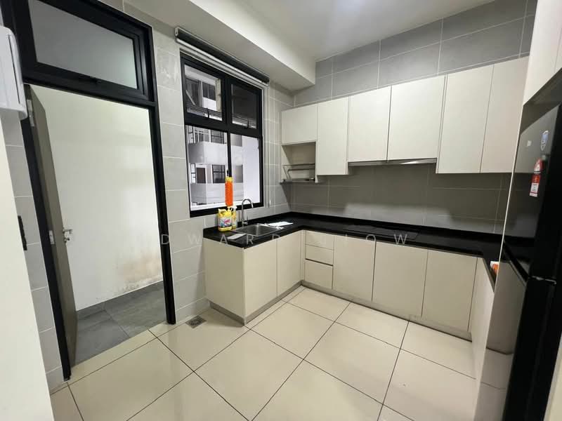 Service Residence for Sale at Twin Tower Residence - Edward Siow - Kitchen - PropertyGuru.com.my