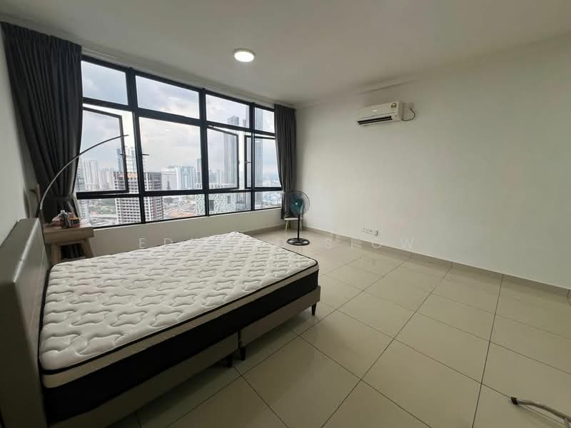Service Residence for Sale at Twin Tower Residence - Edward Siow - Bedroom - PropertyGuru.com.my