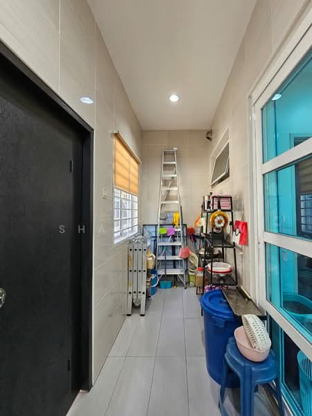 Terraced House for Sale in Kota Kemuning (Shah Alam) - Shawn Seow - Corridor - PropertyGuru.com.my